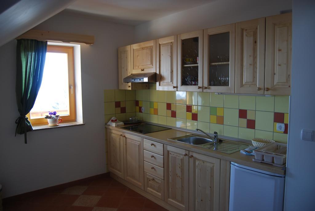 Apartments Organic Tourist Farm Jeglijenk Sentjanz pri Dravogradu Room photo